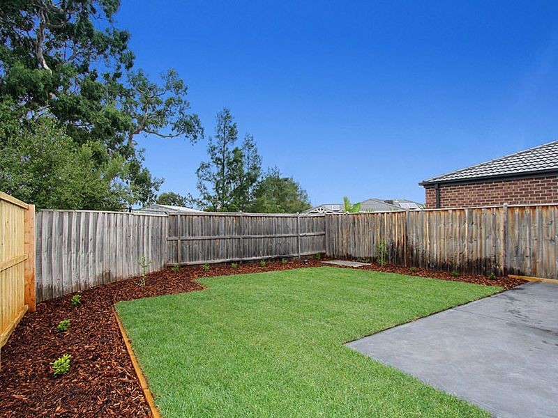 8 Malindi Court, South Morang VIC 3752