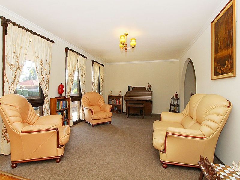 46 Carbeen Drive, Bundoora VIC 3083