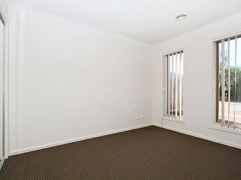 4 Glory Street, South Morang VIC 3752