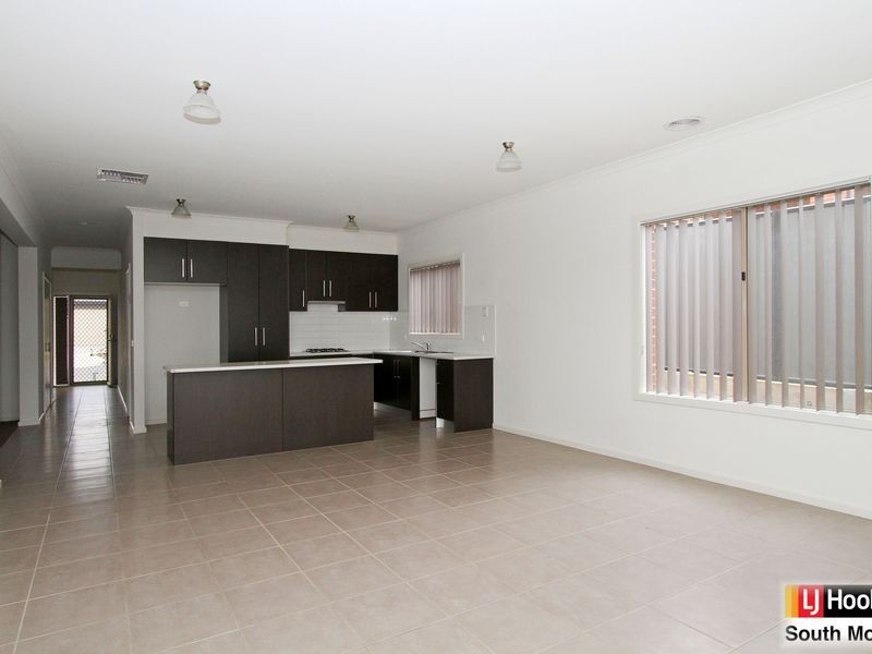 12 Lunan Road, Mernda VIC 3754