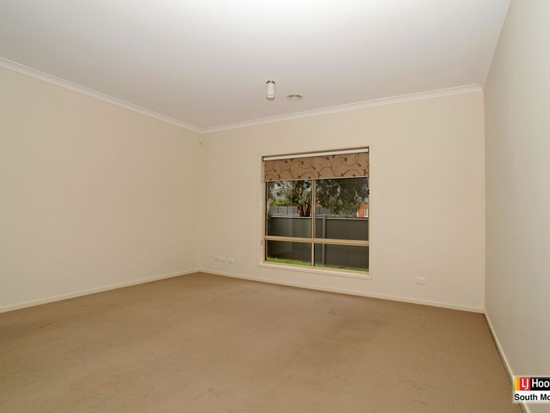 28 Rowell Drive, Mernda VIC 3754