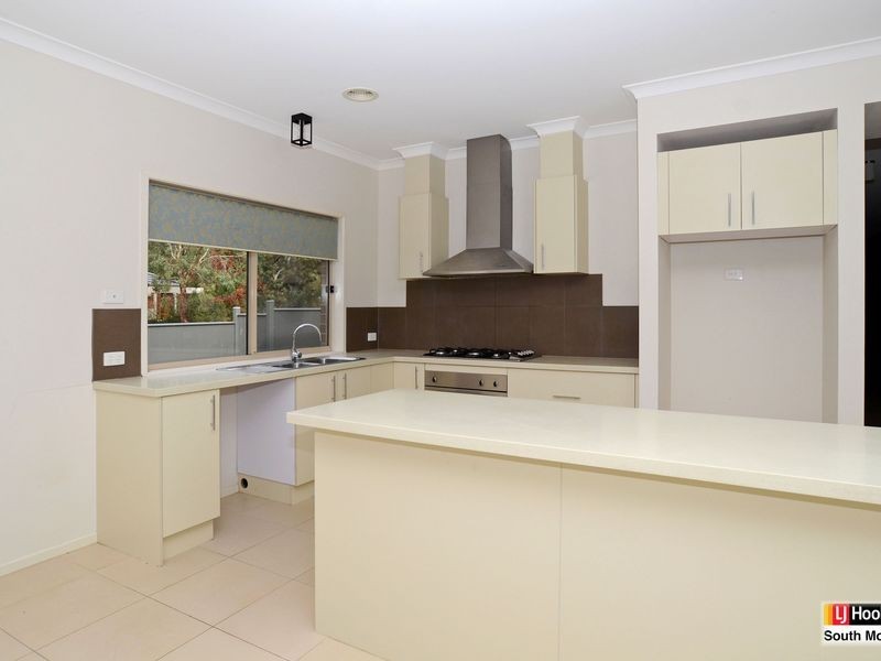 28 Rowell Drive, Mernda VIC 3754