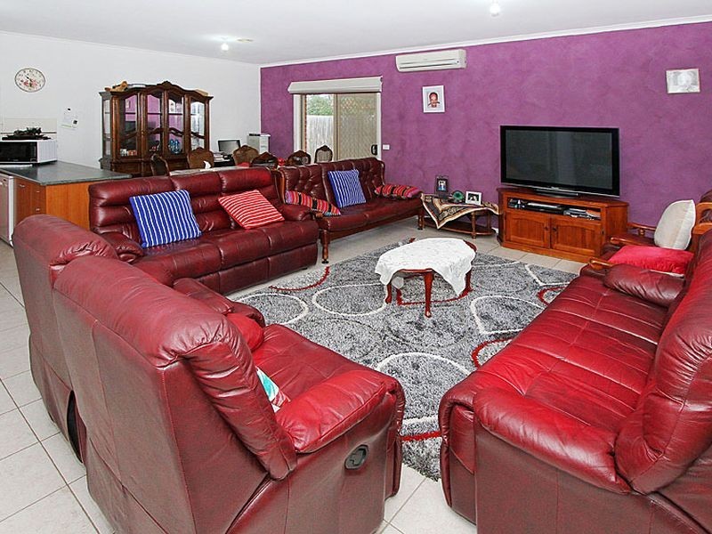 11 Scenic Terrace, South Morang VIC 3752