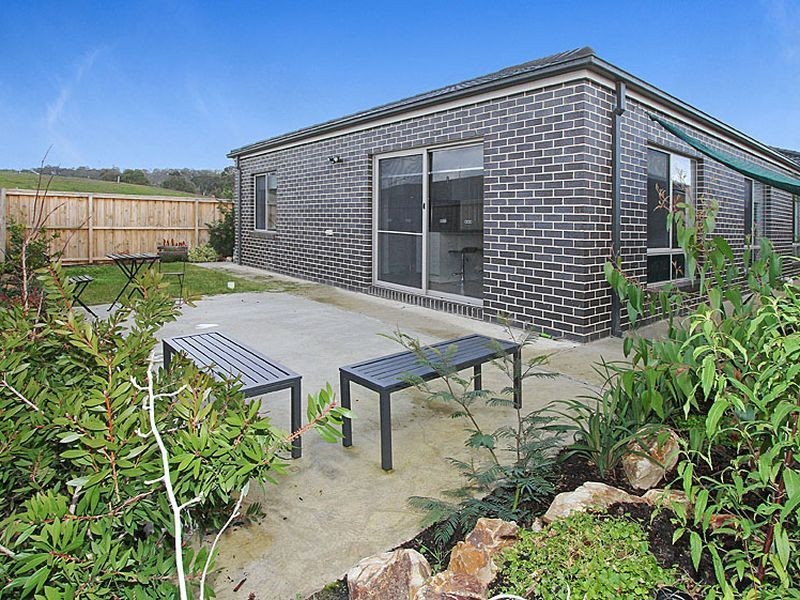 11 Burrell Way, Mernda VIC 3754