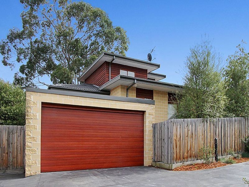 1/9 Warwick Road, Greensborough VIC 3088