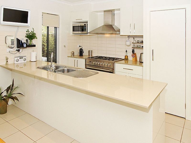 8 Viewpoint Avenue, Mernda VIC 3754