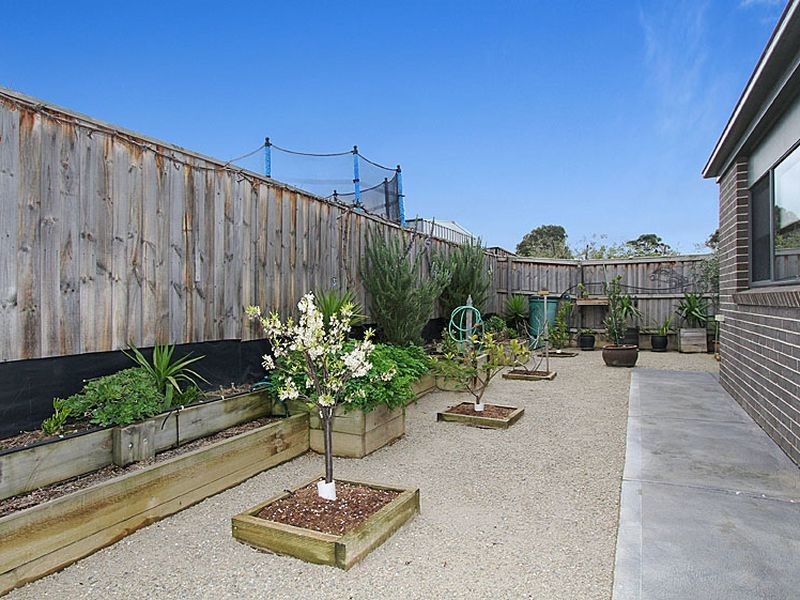 8 Viewpoint Avenue, Mernda VIC 3754
