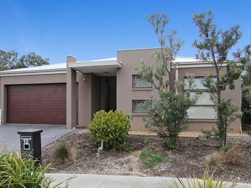 12 Pimpinella Pass, Mernda VIC 3754