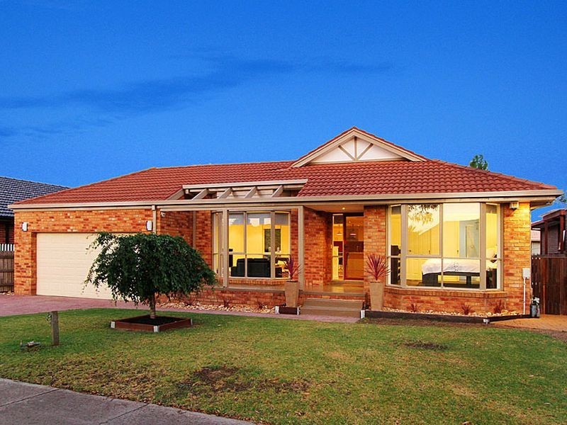 26 Mirbelia Crescent, Mill Park VIC 3082