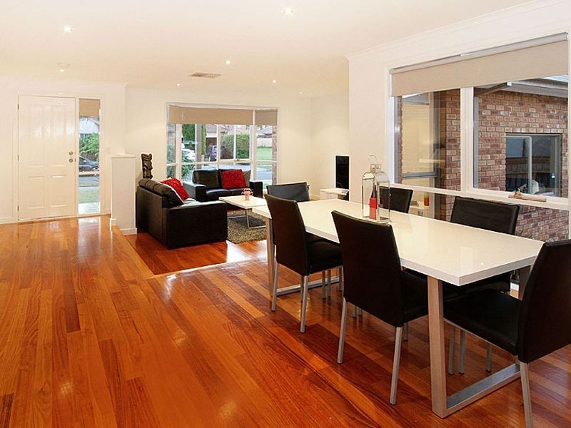 26 Mirbelia Crescent, Mill Park VIC 3082