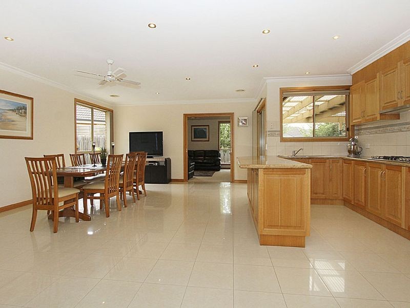 29 Scenic Terrace, South Morang VIC 3752