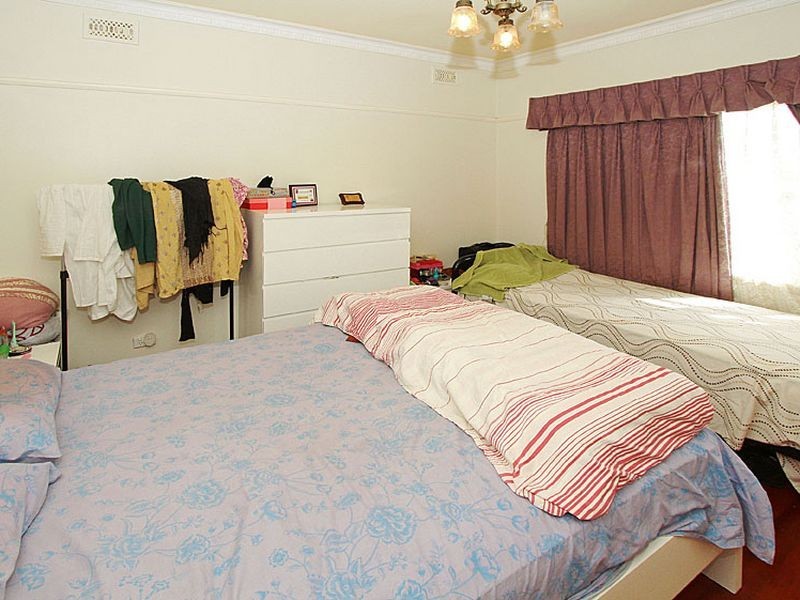 1/16 Lock Street, Fawkner VIC 3060