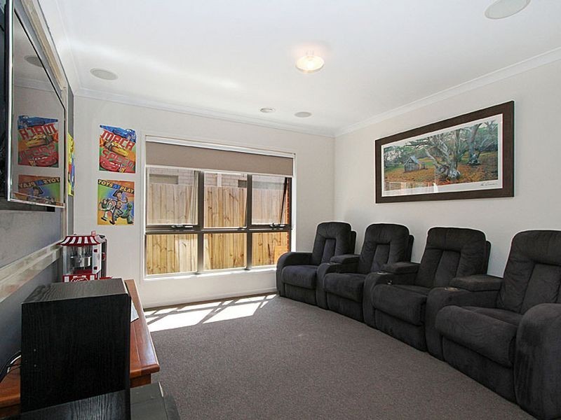 6 Gander st, Doreen VIC 3754