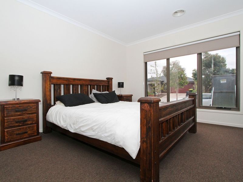 6 Gander st, Doreen VIC 3754