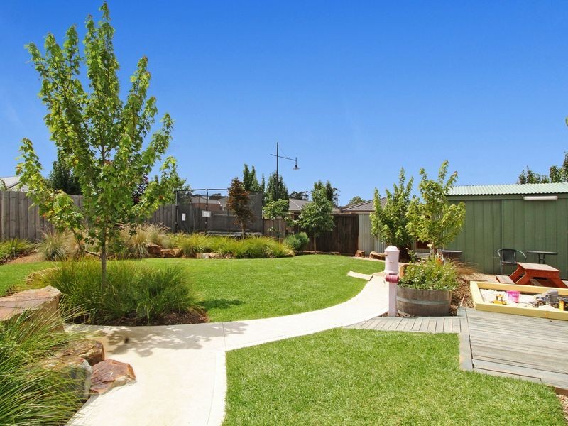 6 Gander st, Doreen VIC 3754