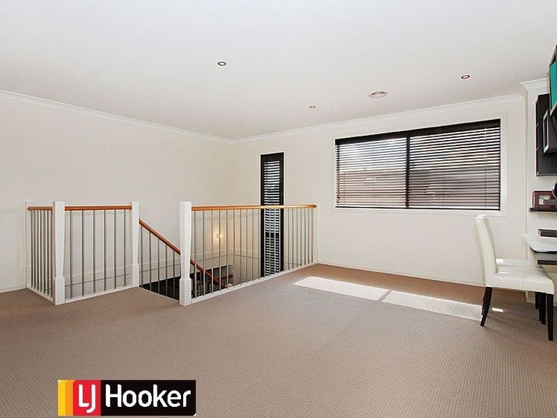 8 Hepburn St, South Morang VIC 3752