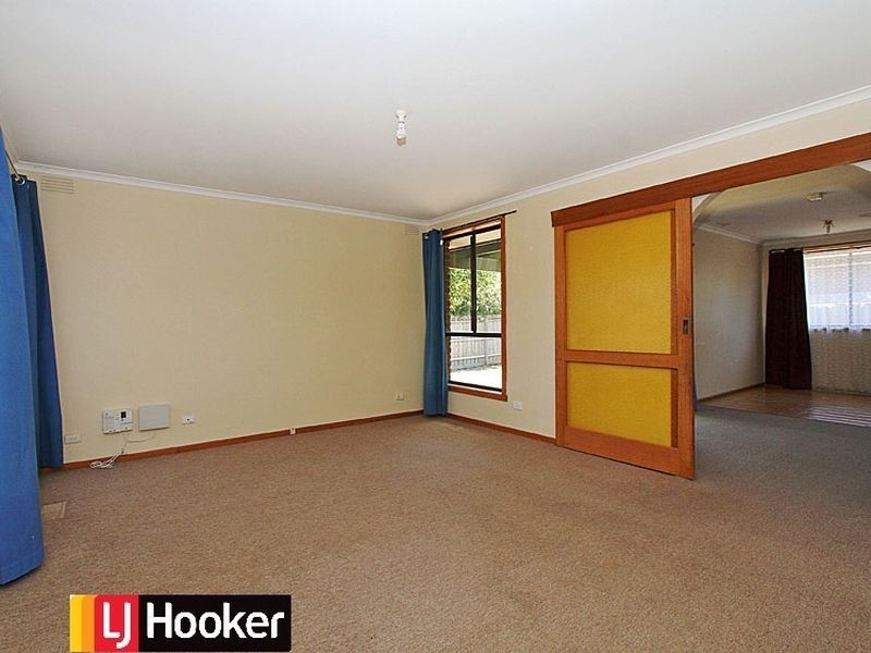 13 Fraser Close, Mill Park VIC 3082