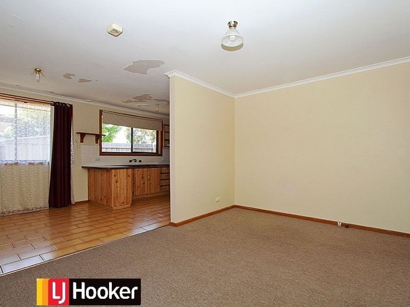 13 Fraser Close, Mill Park VIC 3082