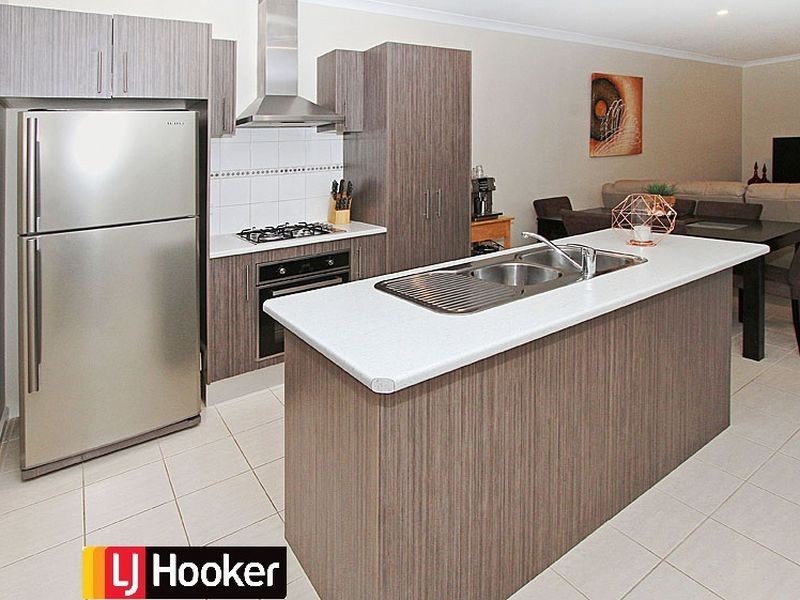 10 Freshwater Way, South Morang VIC 3752