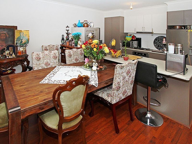 213 The Lakes Boulevard, South Morang VIC 3752