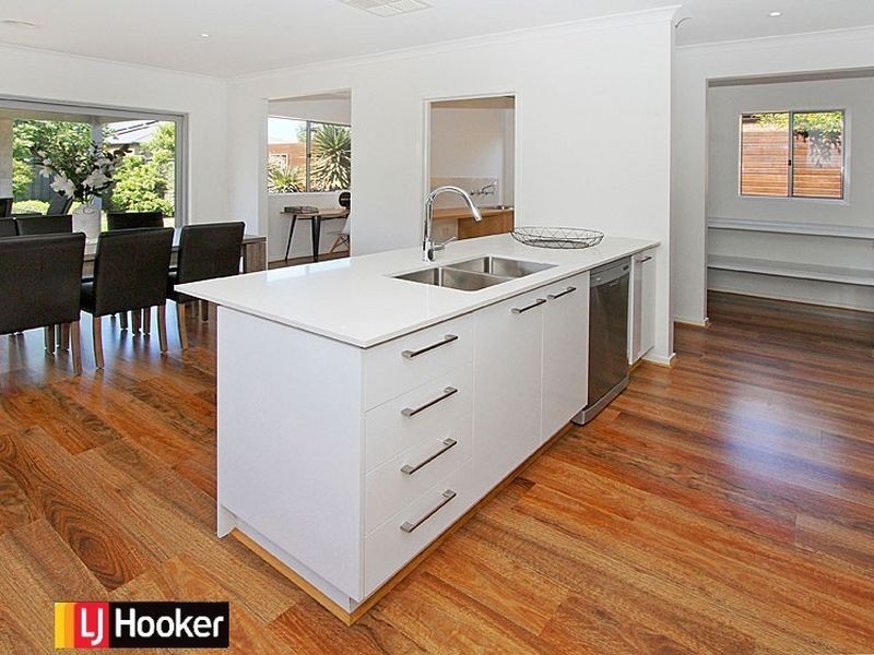 14 Galloway Dr, Mernda VIC 3754