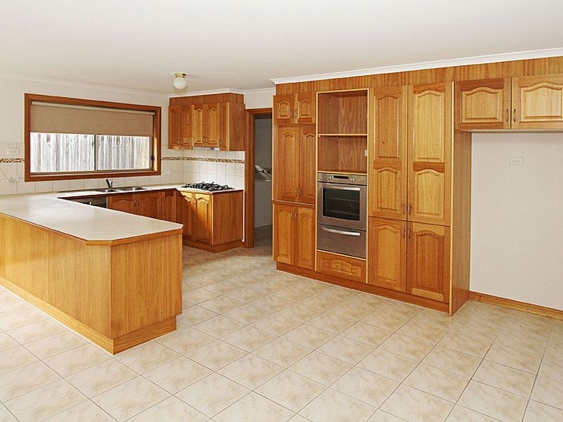 33 Auburn Road, South Morang VIC 3752