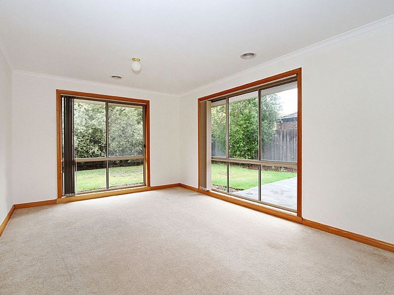 33 Auburn Road, South Morang VIC 3752