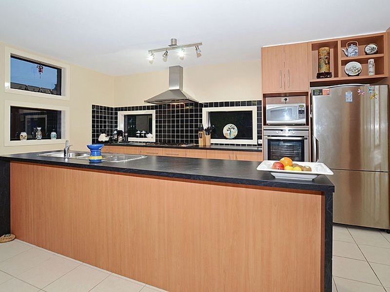 35 Auburn Road, South Morang VIC 3752