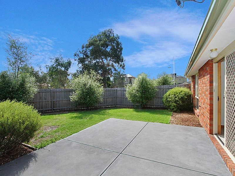 24 Ellendale Way, South Morang VIC 3752