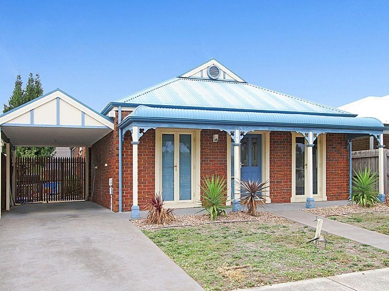 8 Xavier Way, South Morang VIC 3752