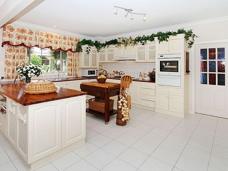 4 Ballan Street, Reservoir VIC 3073