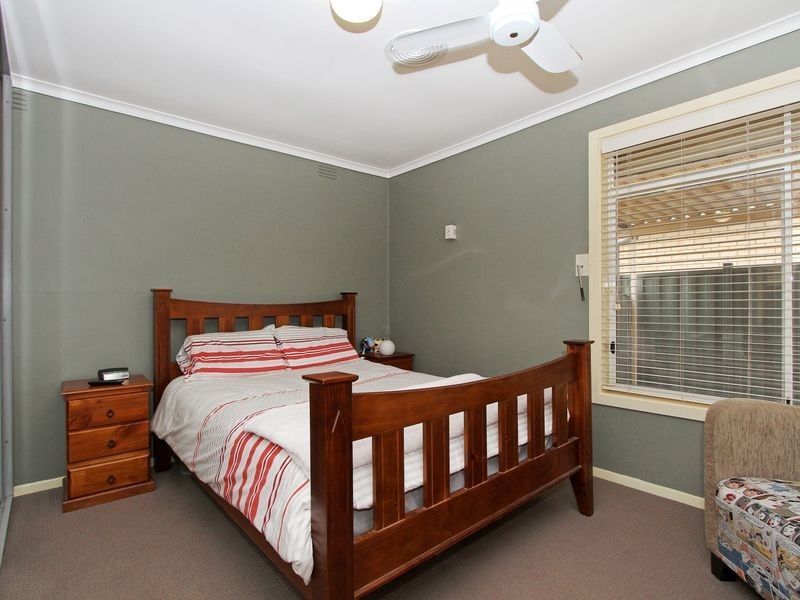 11 Chifley Street, Lalor VIC 3075