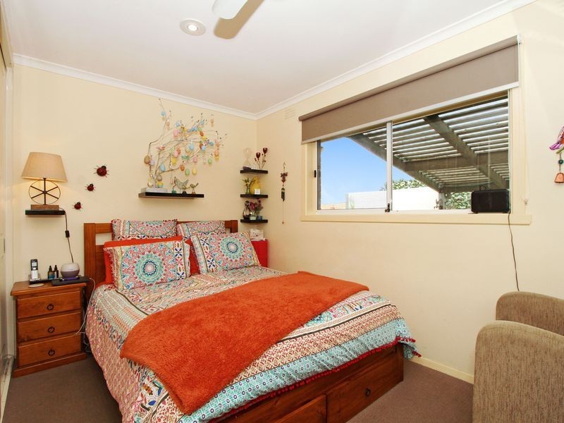 11 Chifley Street, Lalor VIC 3075