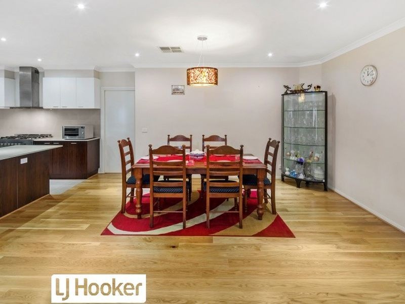 12 Jondarvan Drive, Mernda VIC 3754