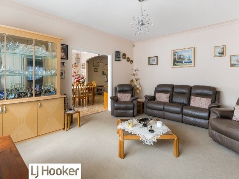 99 Glasgow Avenue, Reservoir VIC 3073