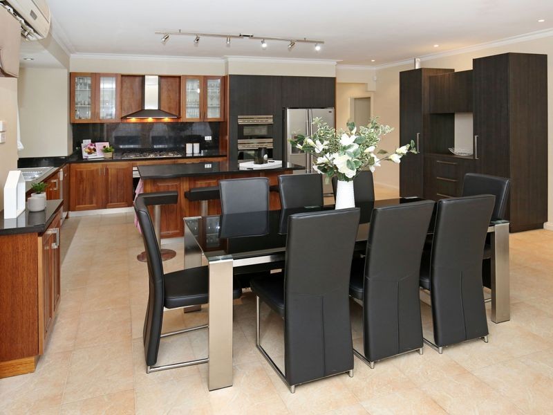 14 Honeyeater Terrace, South Morang VIC 3752