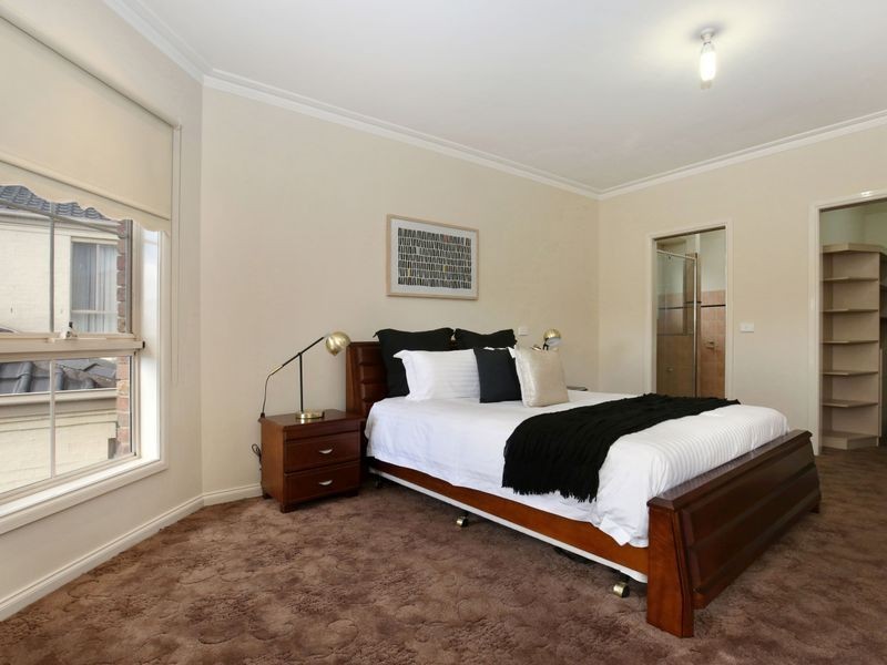 14 Honeyeater Terrace, South Morang VIC 3752