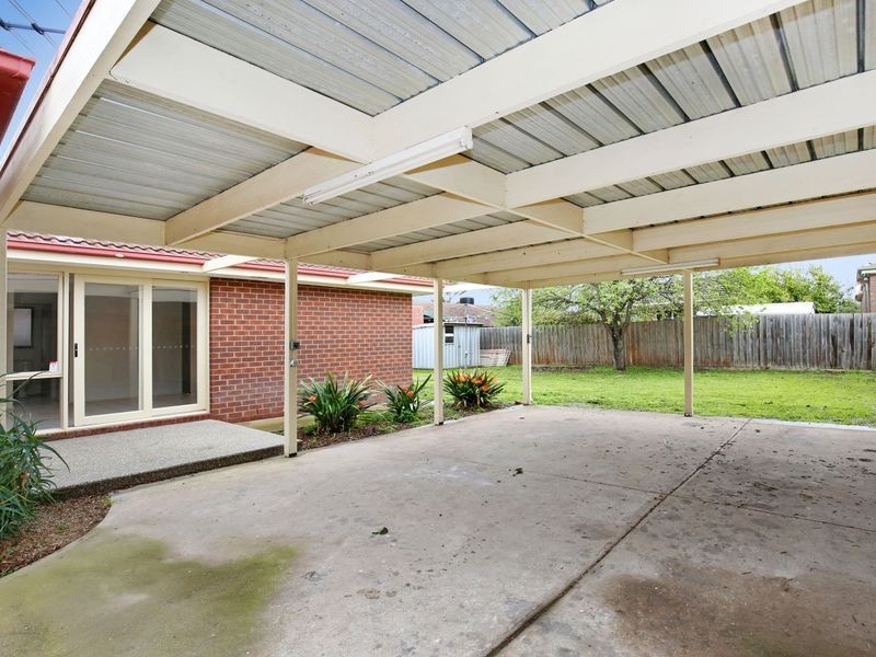 67 Prince Of Wales Avenue, Mill Park VIC 3082