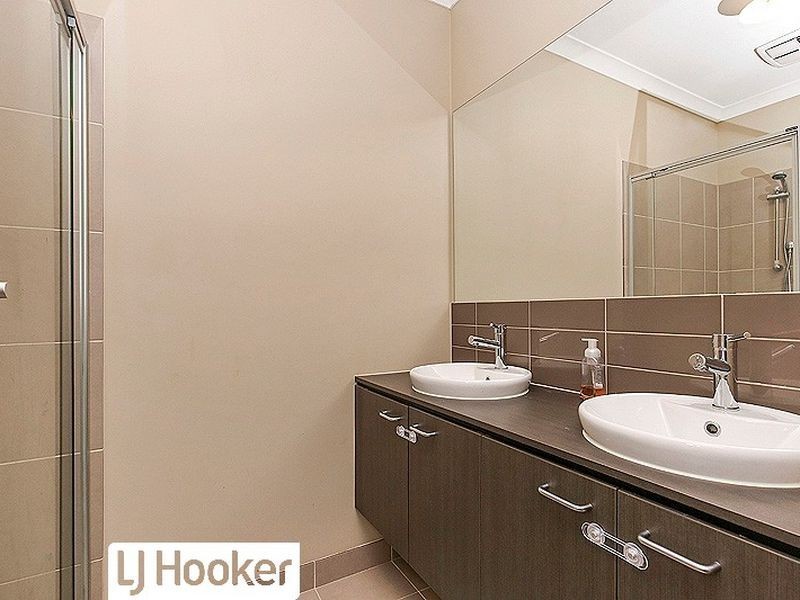 13 Muir Way, Mernda VIC 3754