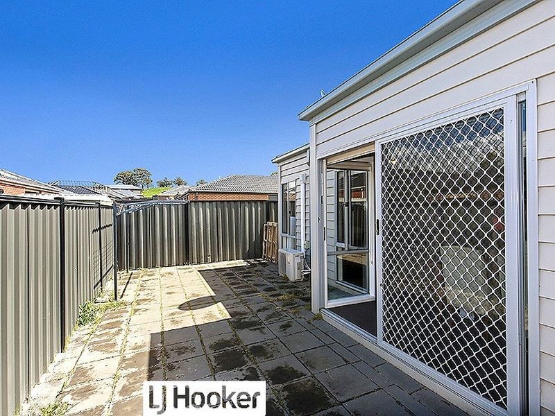 13 Muir Way, Mernda VIC 3754