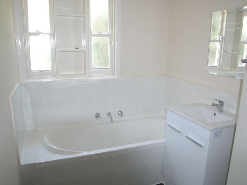 166 Grimshaw Street, Greensborough VIC 3088