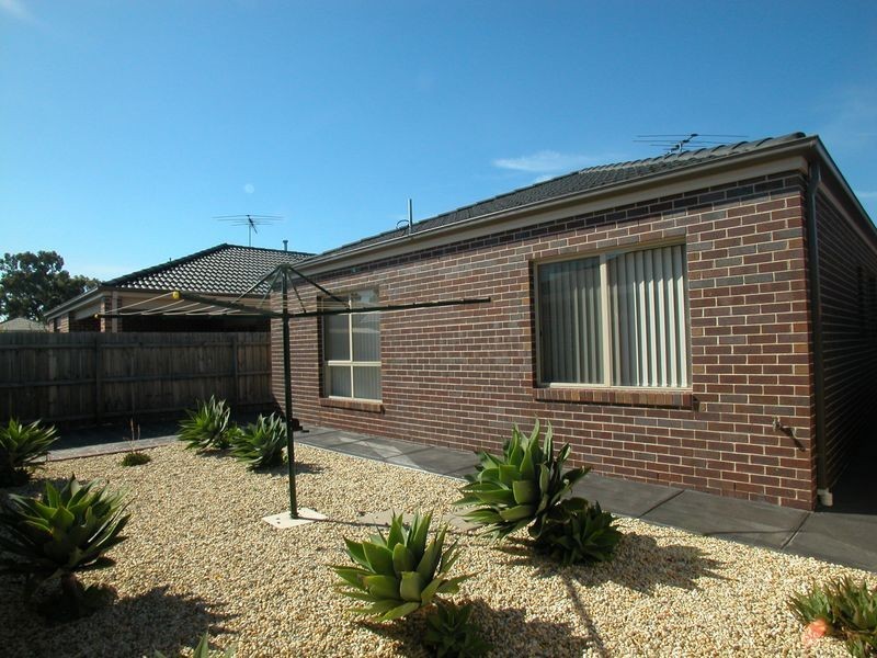 81 Vincent Drive, South Morang VIC 3752