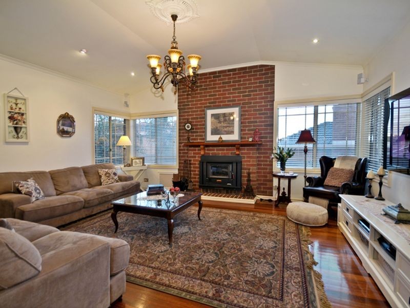 3 Truncata Court, Mill Park VIC 3082