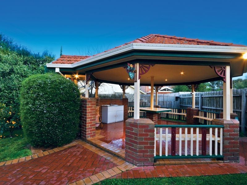 3 Truncata Court, Mill Park VIC 3082