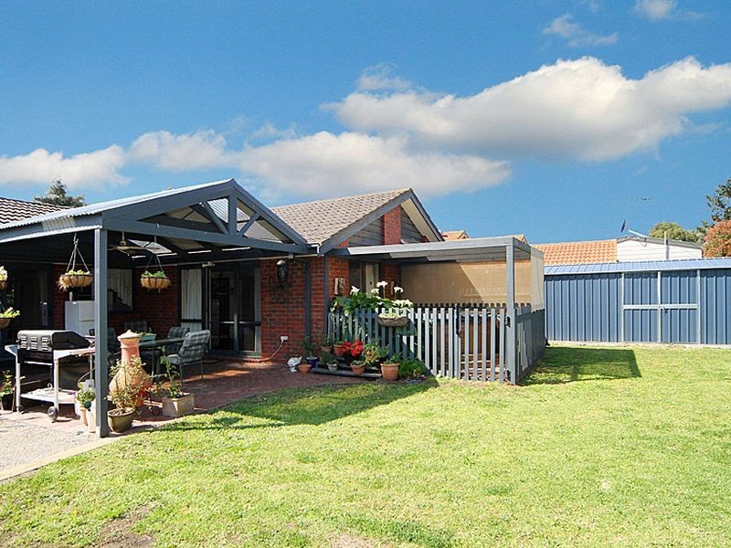 12 Bluegum Court, Mill Park VIC 3082