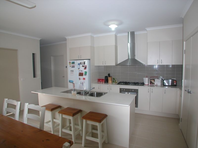 6 Lapis Chase, Epping VIC 3076