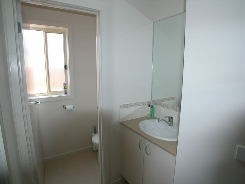 6 Lapis Chase, Epping VIC 3076