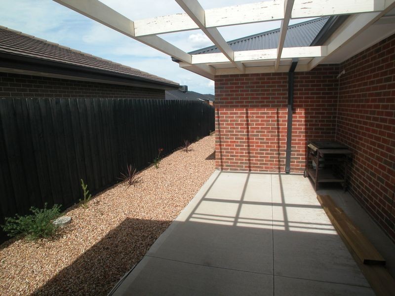 6 Lapis Chase, Epping VIC 3076