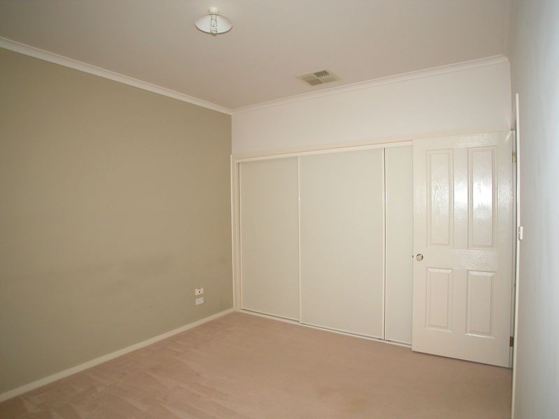 22 Nivea Terrace, South Morang VIC 3752