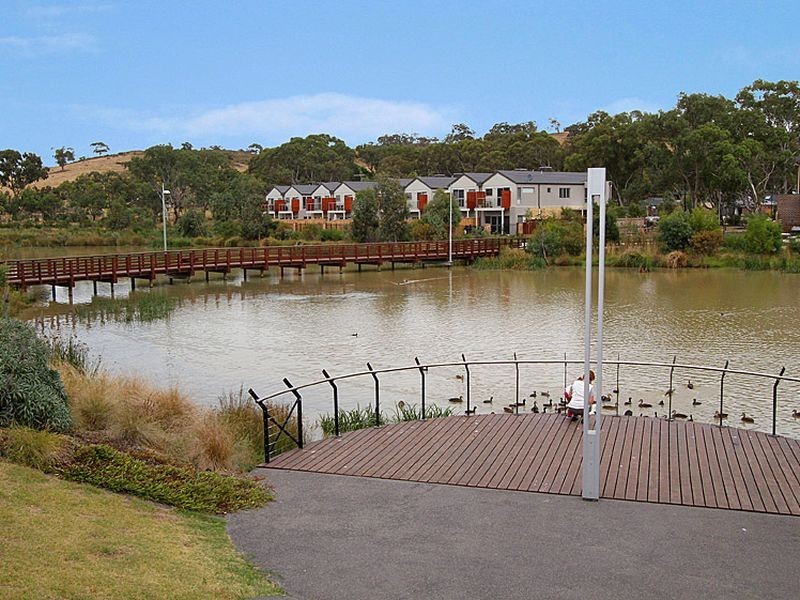 10 Waterview Drive, Mernda VIC 3754